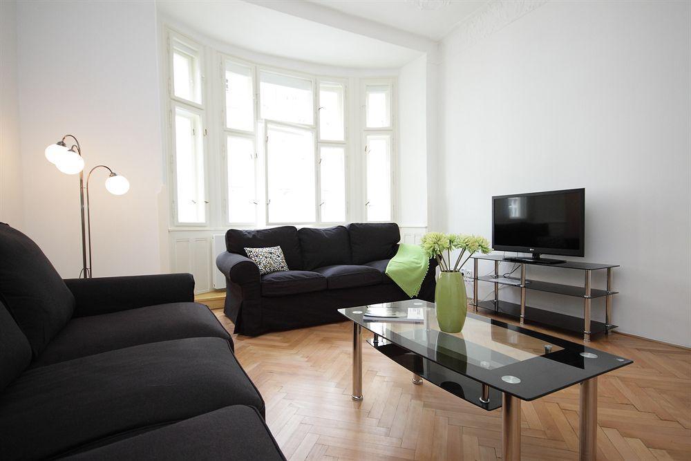 Leo Apartments Old Town Praha Bagian luar foto
