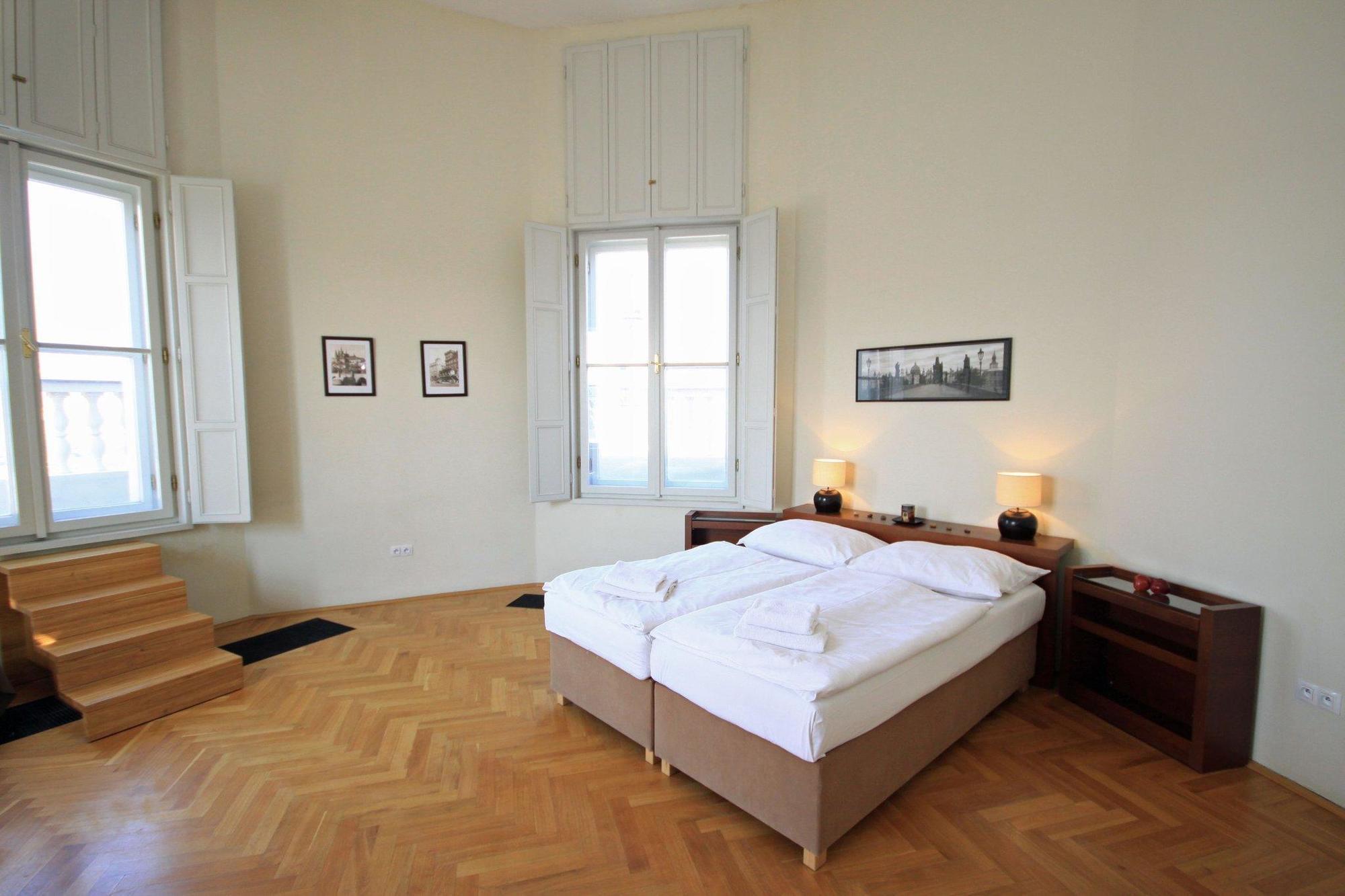 Leo Apartments Old Town Praha Bagian luar foto