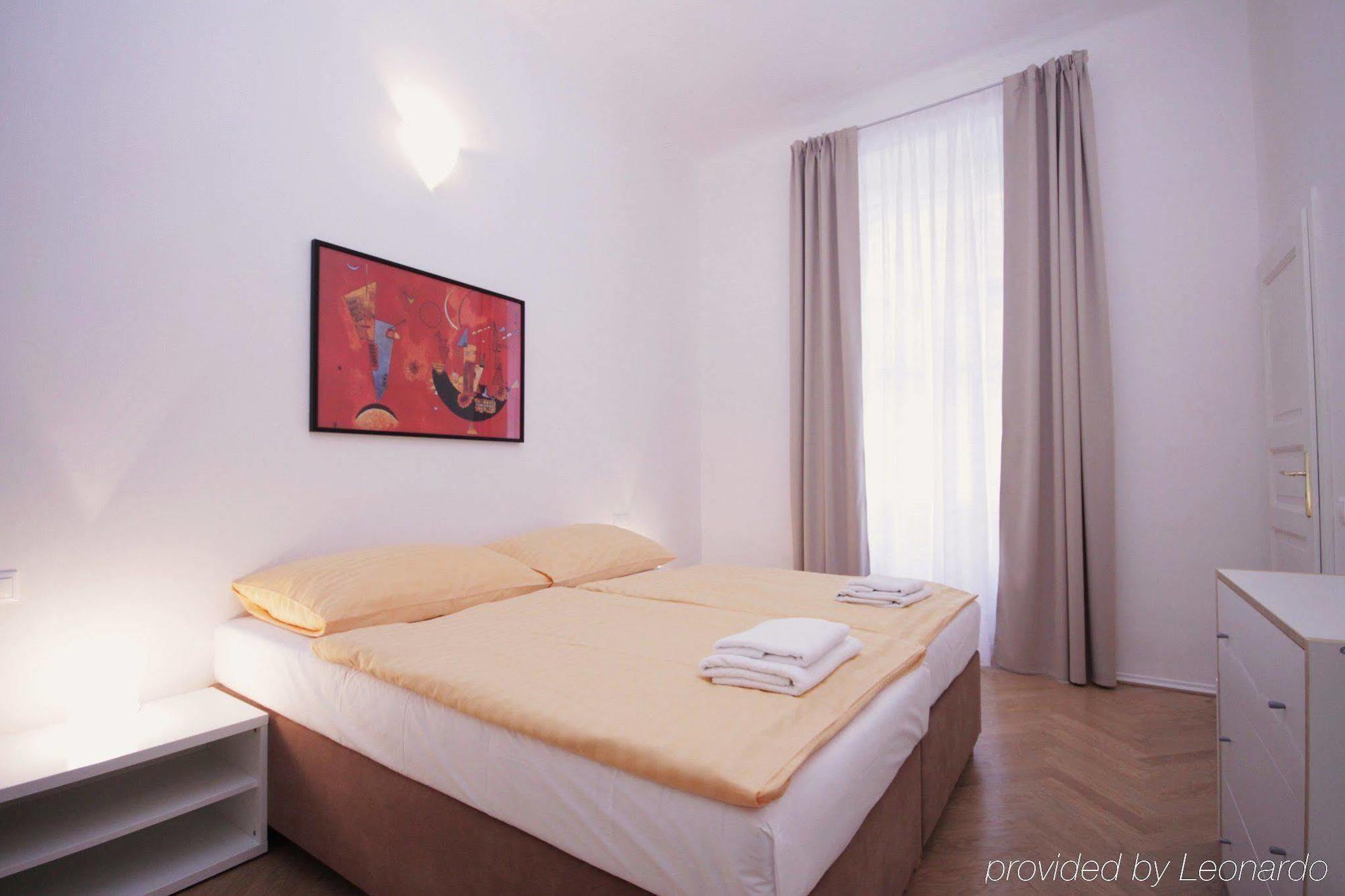 Leo Apartments Old Town Praha Bagian luar foto