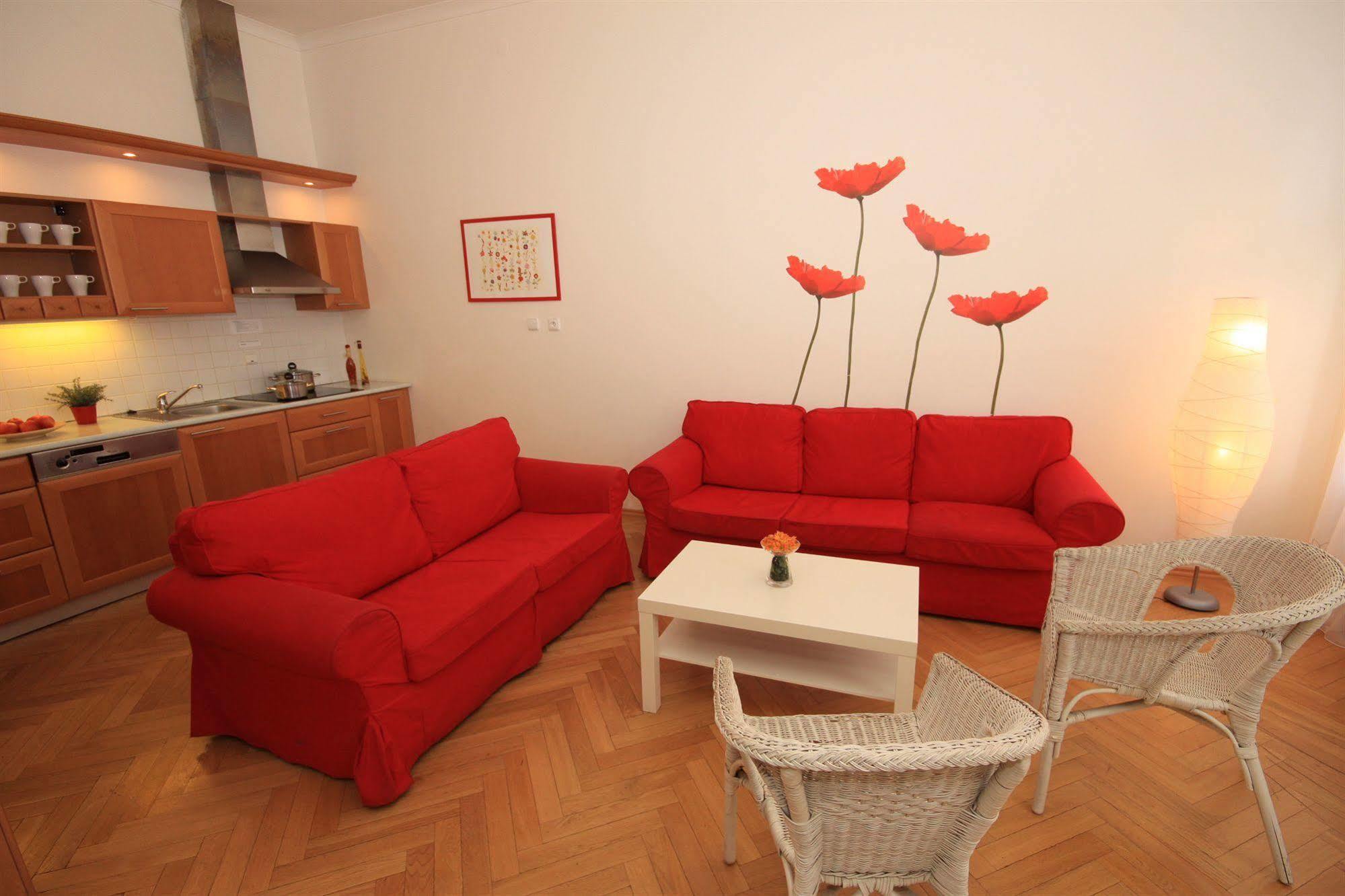 Leo Apartments Old Town Praha Bagian luar foto