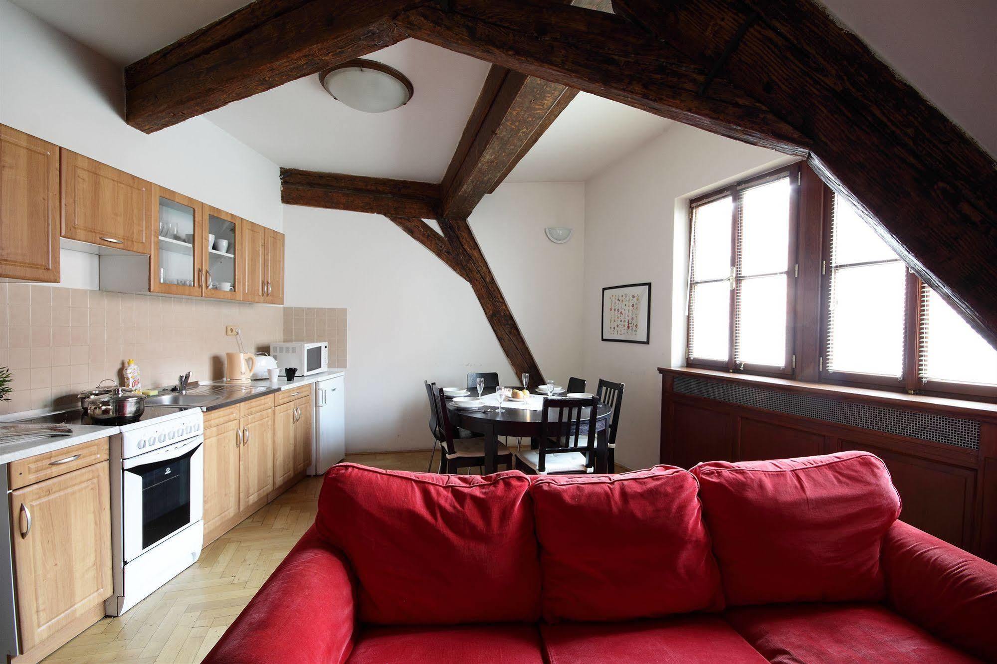 Leo Apartments Old Town Praha Bagian luar foto